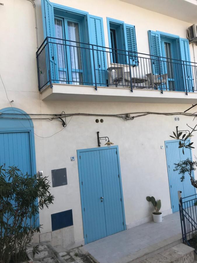 カステッランマーレ・デル・ゴルフォLa Terrazza Sul Portoアパートメント エクステリア 写真